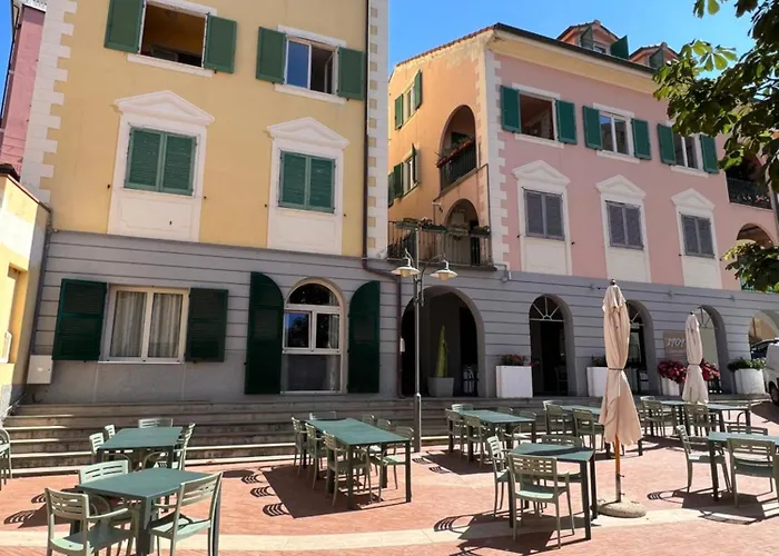 La Rosa Dei Venti, Centro Storico, 50 Metri Dalle Spiagge * Ospedaletti